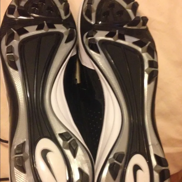 Nike football cleats! New ! Never worn!!!
