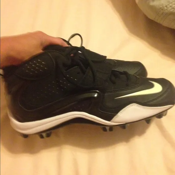 Nike football cleats! New ! Never worn!!!