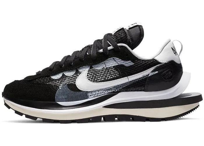 Nike x Vaporwaffle Sacai "Black White"
