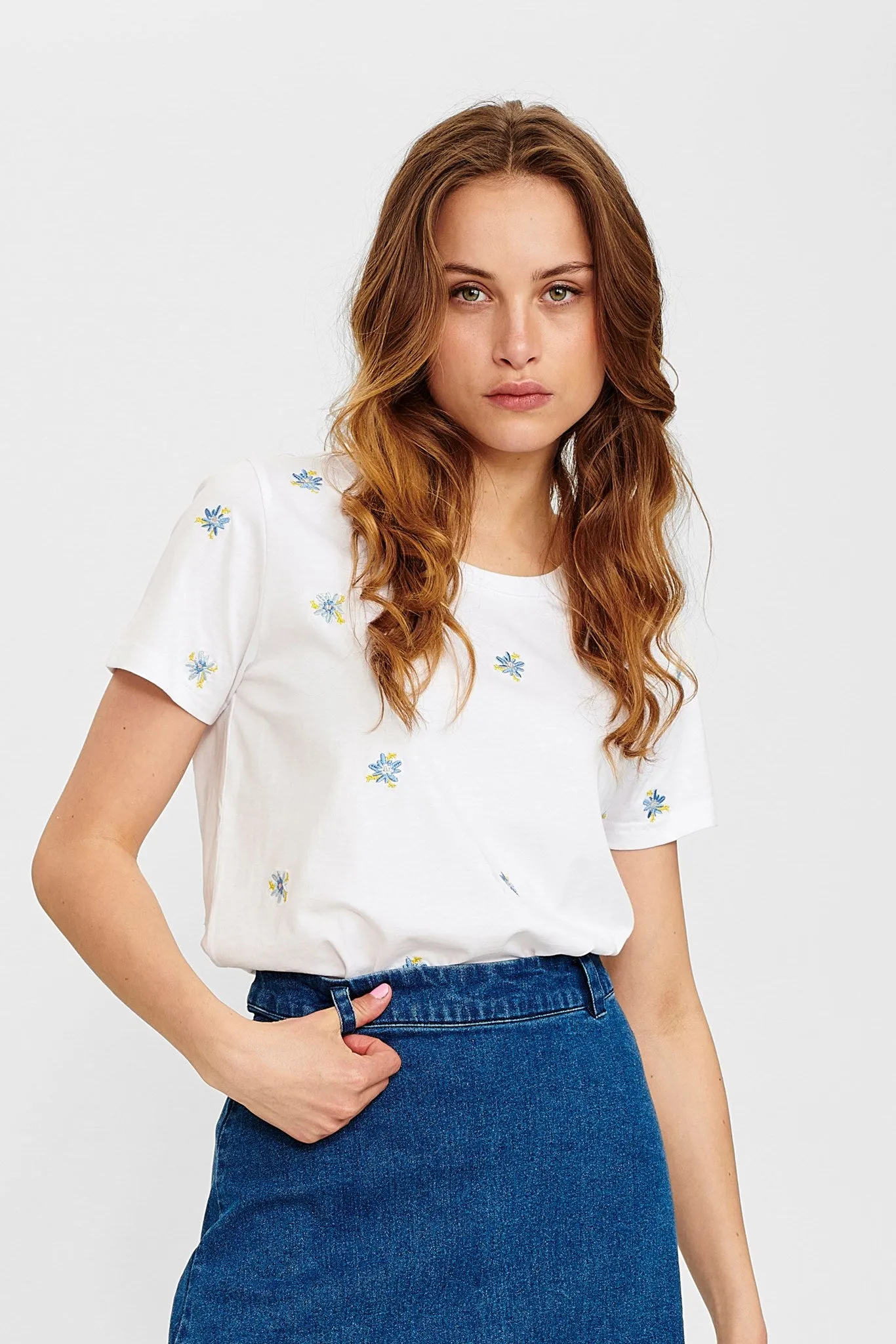 NUCYLIA TEE - Bright White