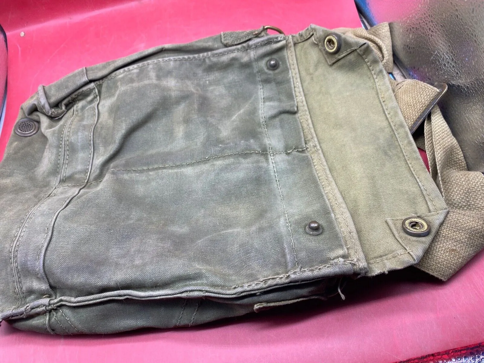 Original WW2 British Army 1942 Dated Gas Mask Bag - Combat Worn
