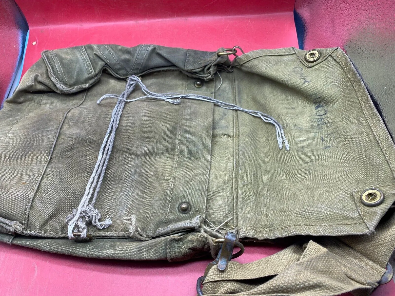 Original WW2 British Army 1942 Dated Gas Mask Bag - Combat Worn