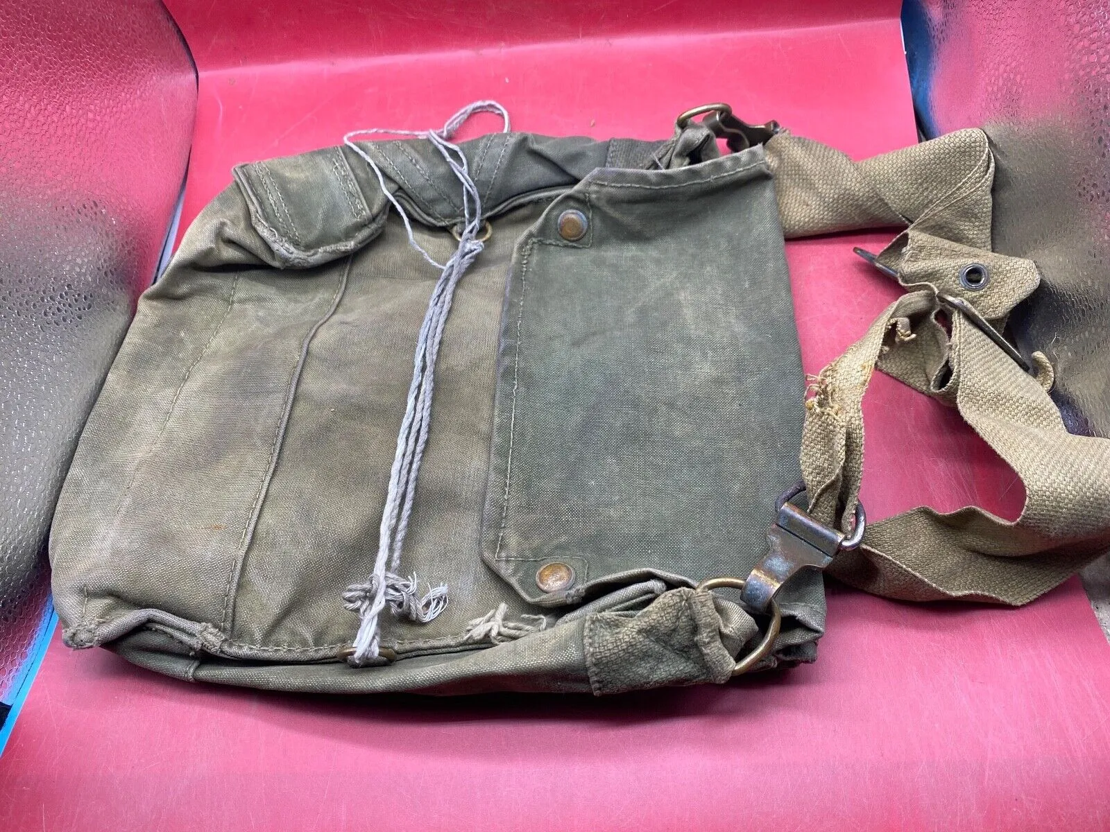 Original WW2 British Army 1942 Dated Gas Mask Bag - Combat Worn