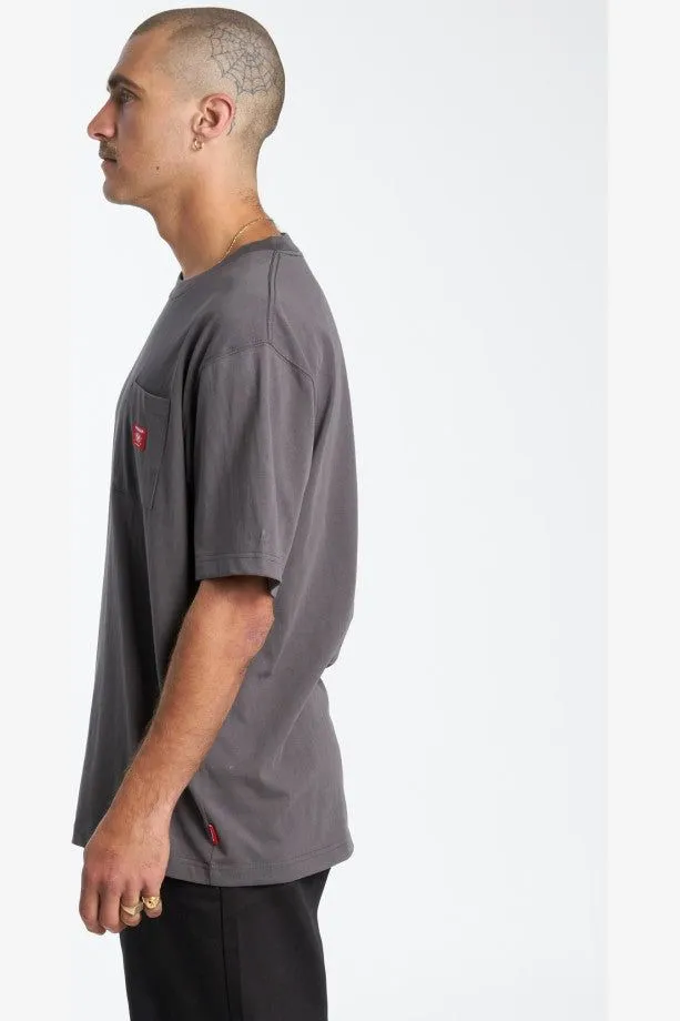 PATCH CORE POCKET TEE - WORN BLACK
