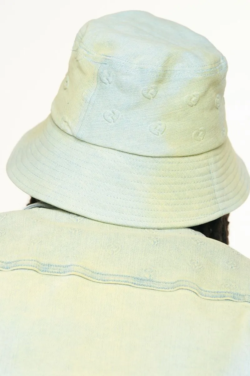 PHEELINGS MENDING HEARTS EMBOSSED BUCKET HAT (LIGHT BLUE/SAND)