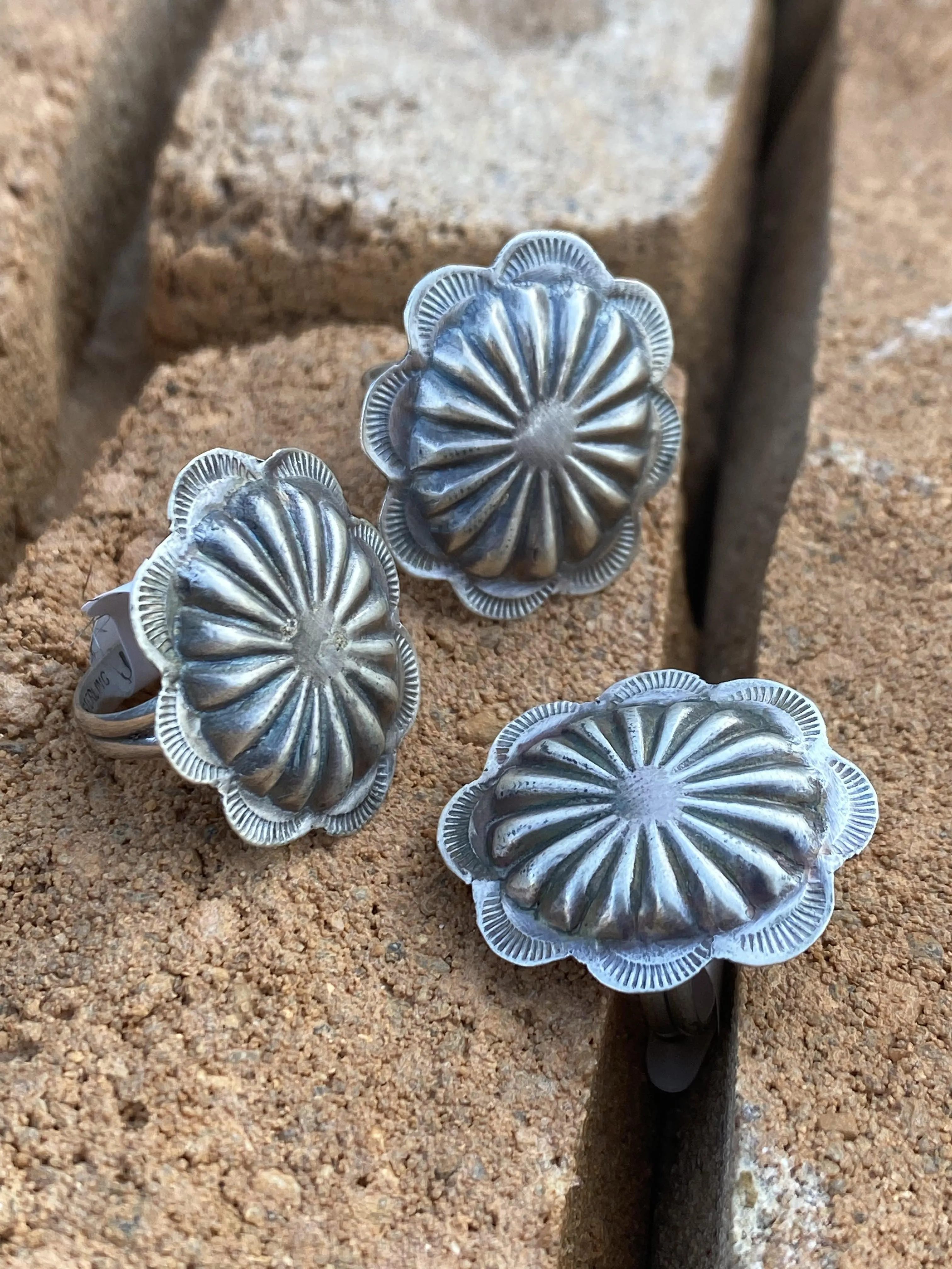 Phoebe Sterling Oval Concho Ring - 1"