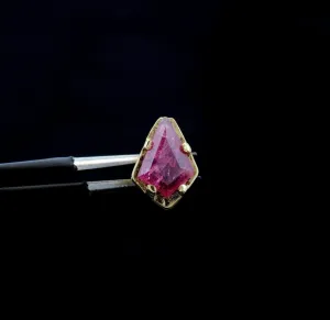 Pink Tanzanian Sapphire in 14k Yellow Gold - 14ga Threaded End
