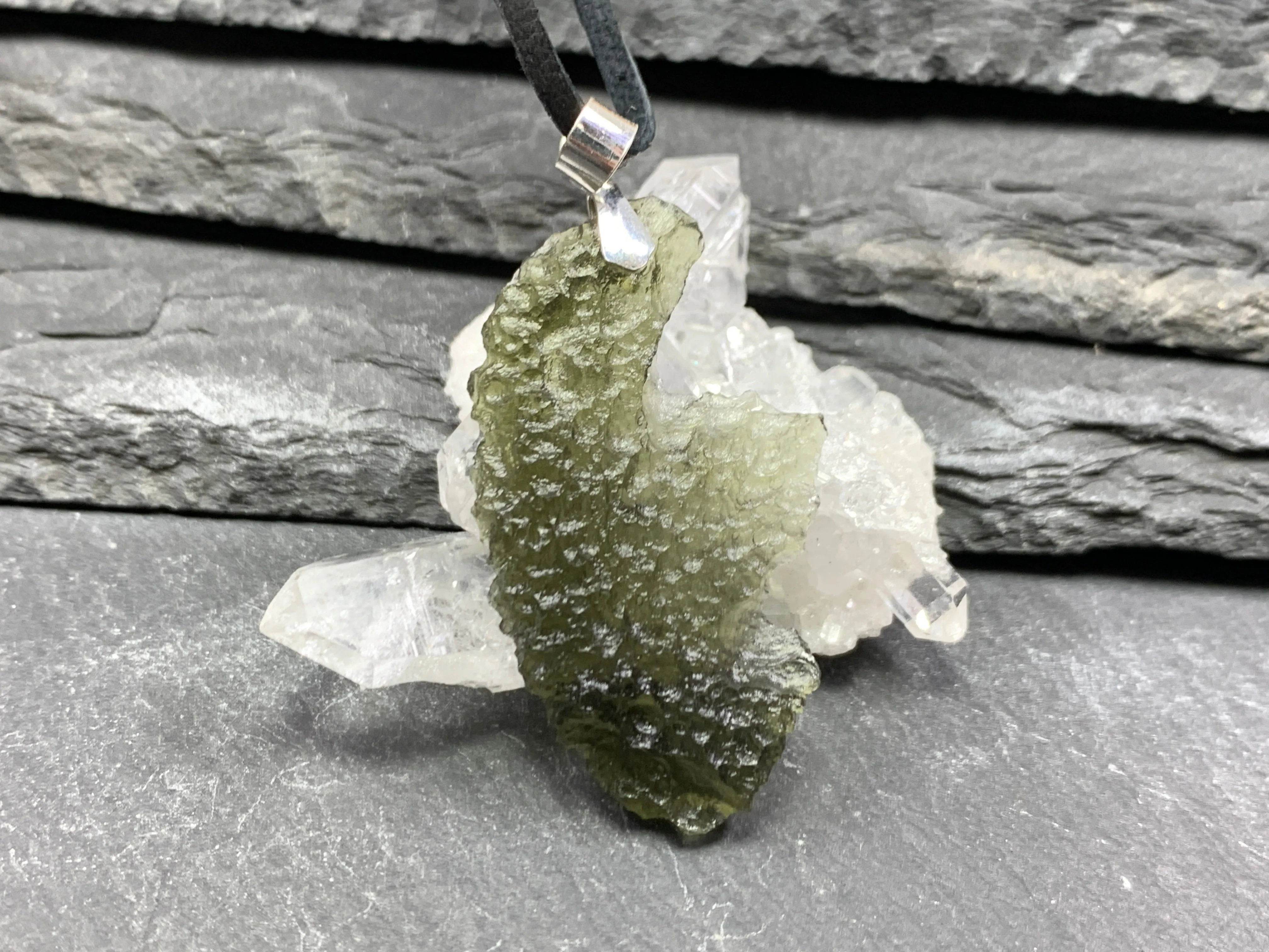 Raw Moldavite pendant 4.1g