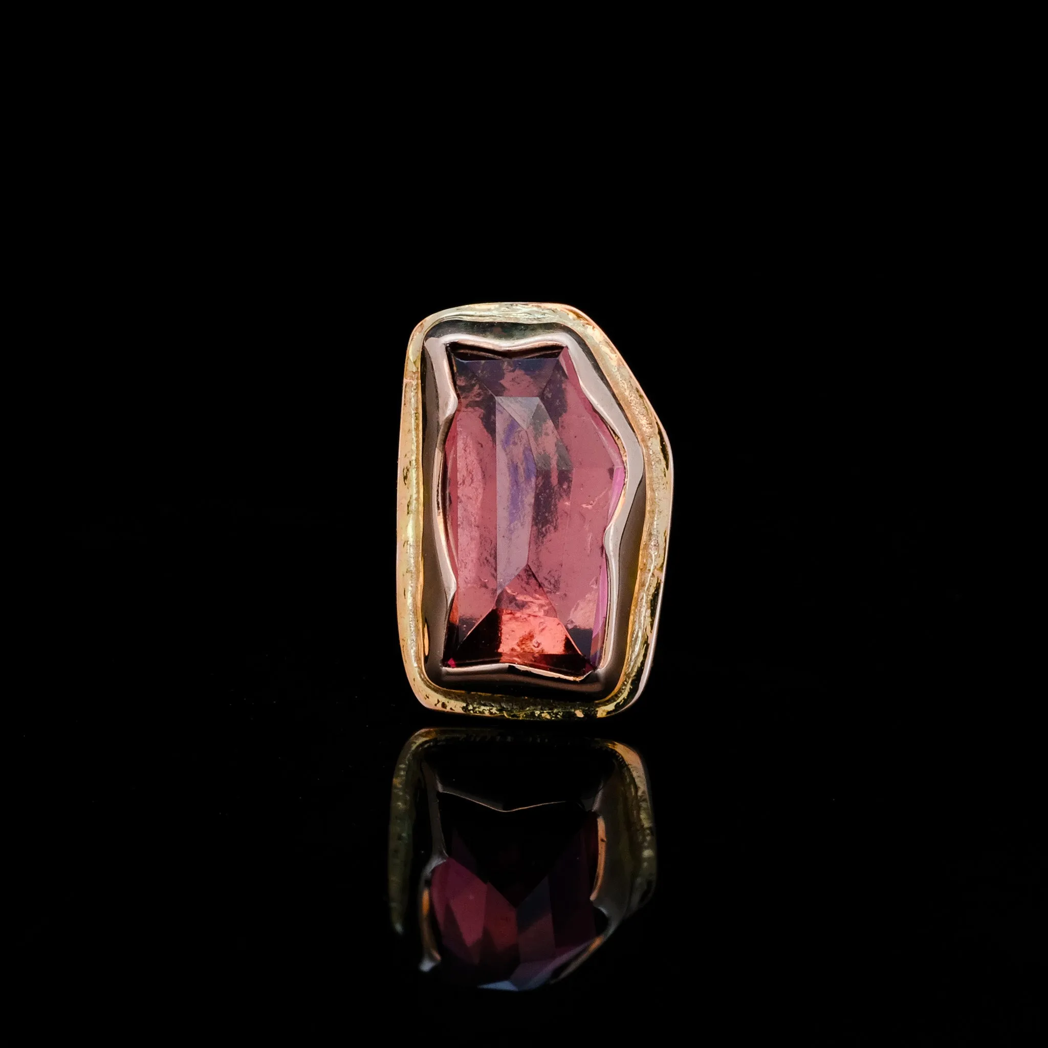Rhodolite Garnet in Scalloped Rose Gold - Sandman - 14ga Threaded end