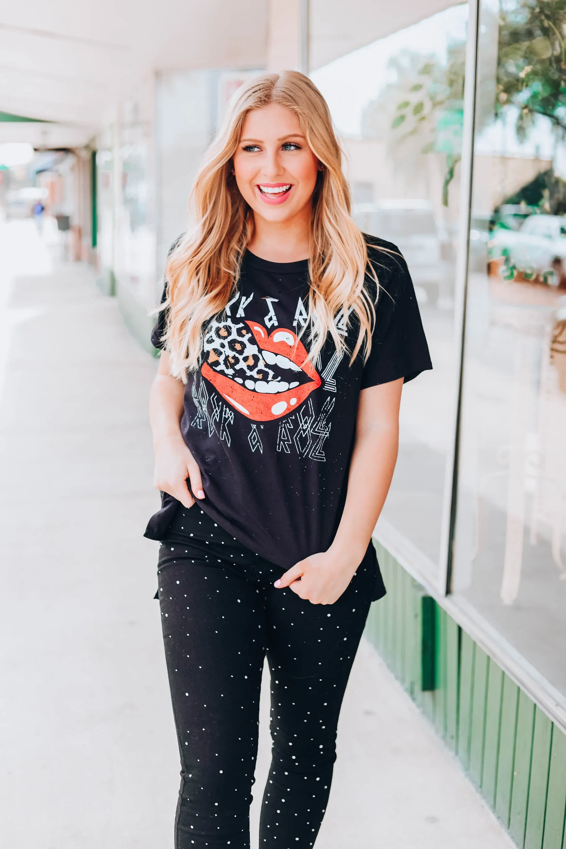 Rock & Roll Leopard Lip Graphic Tee - Black