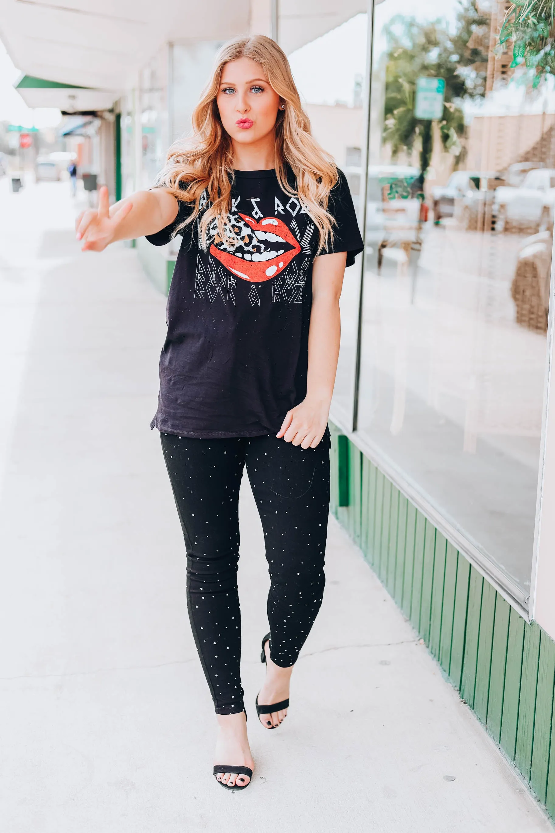 Rock & Roll Leopard Lip Graphic Tee - Black