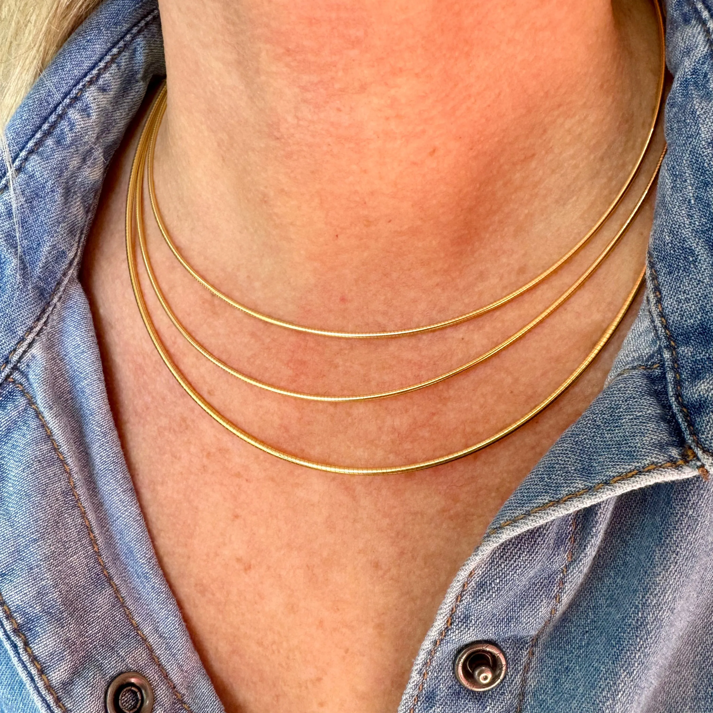 Round Omega Chain