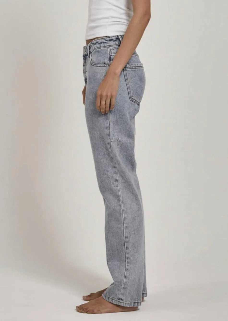 Saskia Low Straight Jean Worn In Blue
