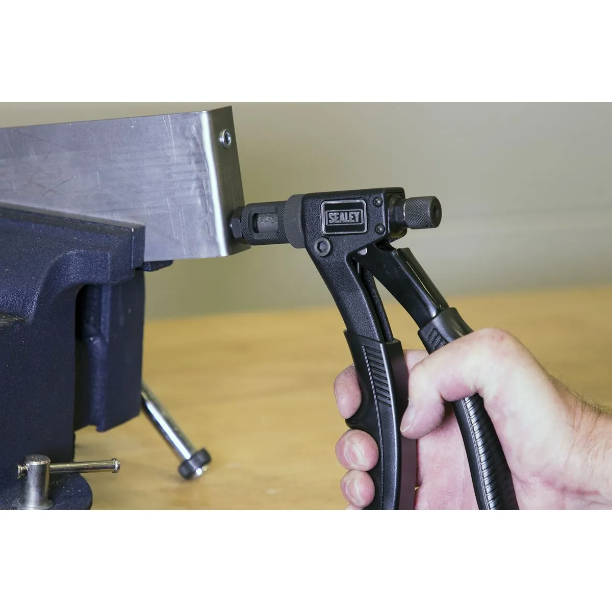 Sealey Threaded Nut Riveter
