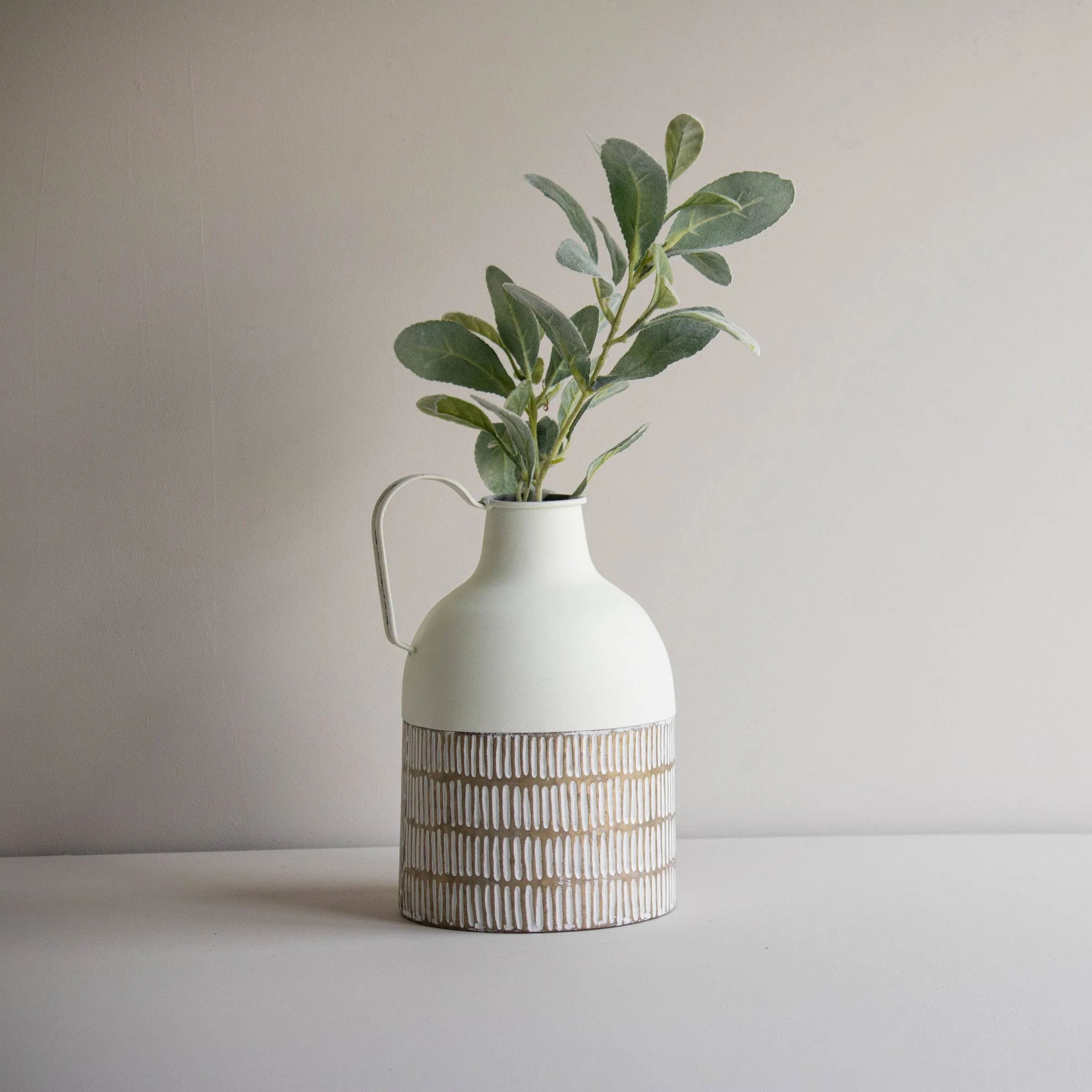 Sierra Jug Vase