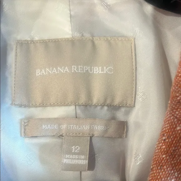 Stylish Banana Republic Italian fabric Size 12