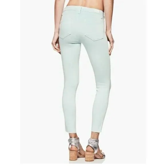 Stylish Light Blue Skinny Jeans new with tags