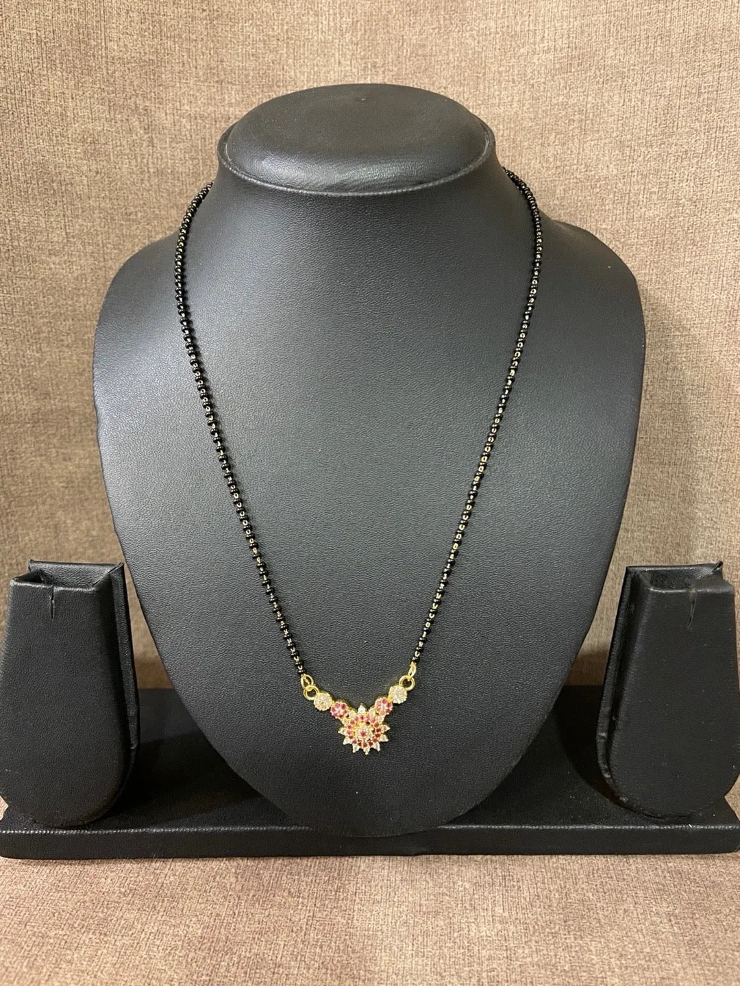 Stylish Short Mangalsutra Designs American Diamond Flower Pendant Simple Black Beads Chain