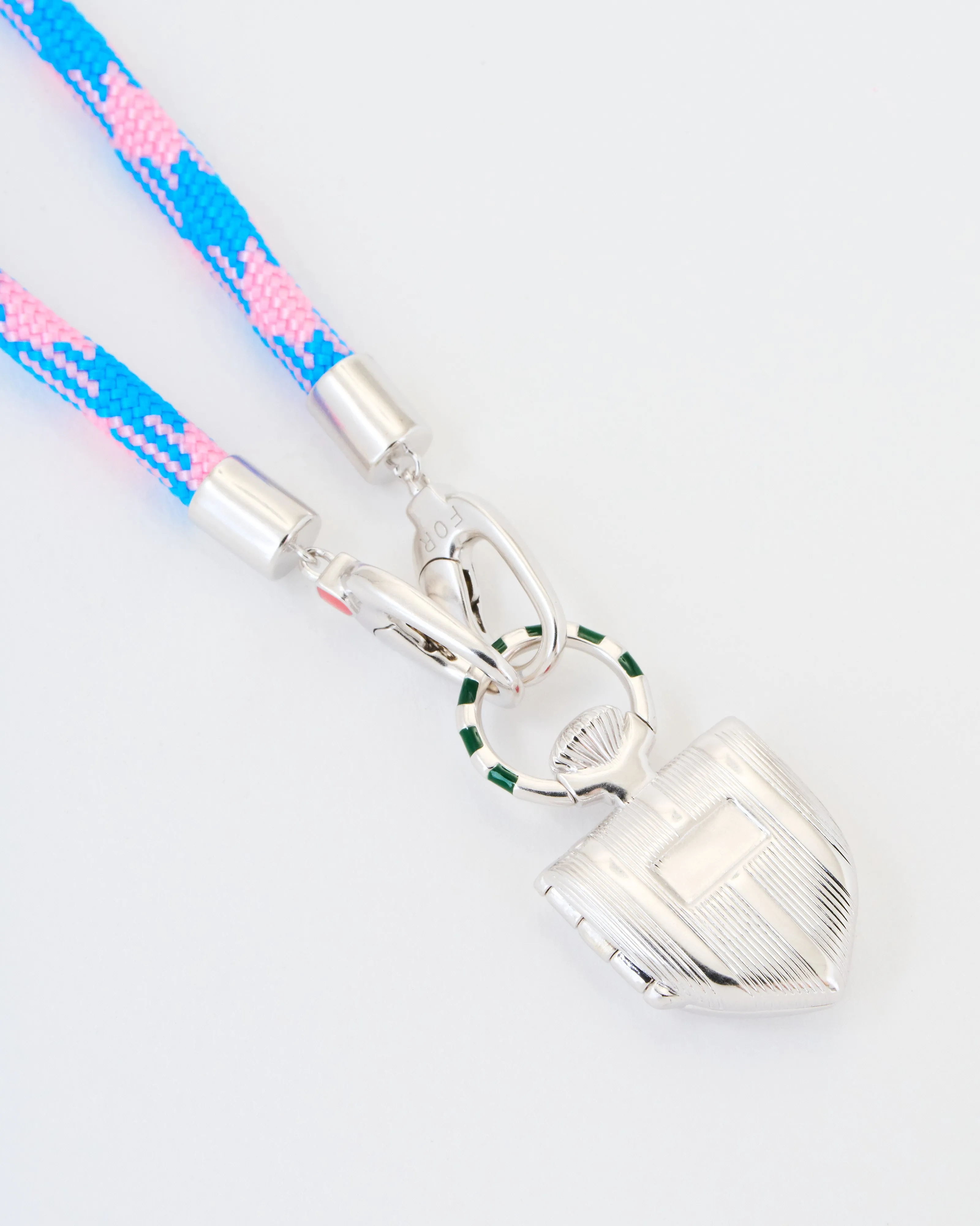 the curiouser vault (ss) w/ seafarer bold cord