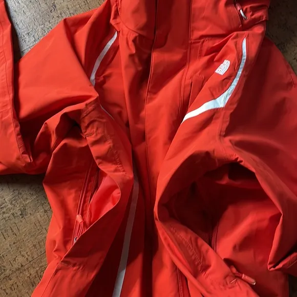 The North Face outer layer jacket (only) from tri-climate