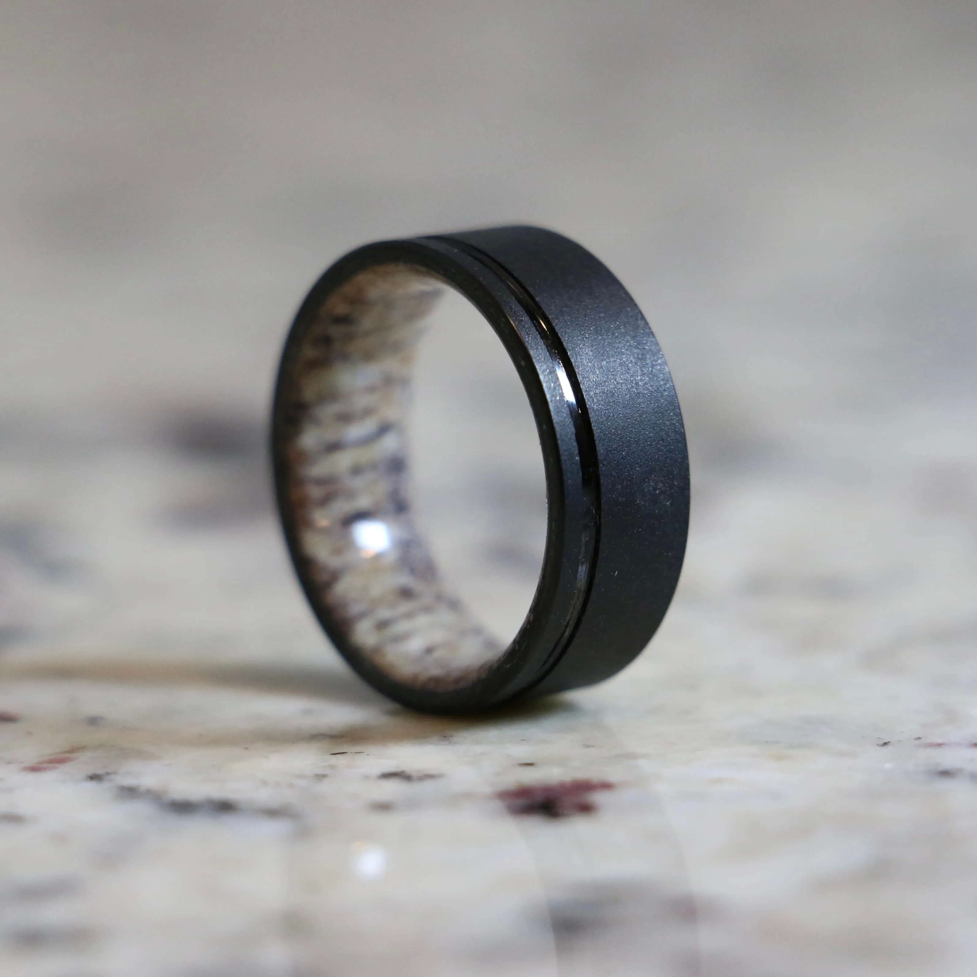 The Regal | Men's Wedding Ring Black
