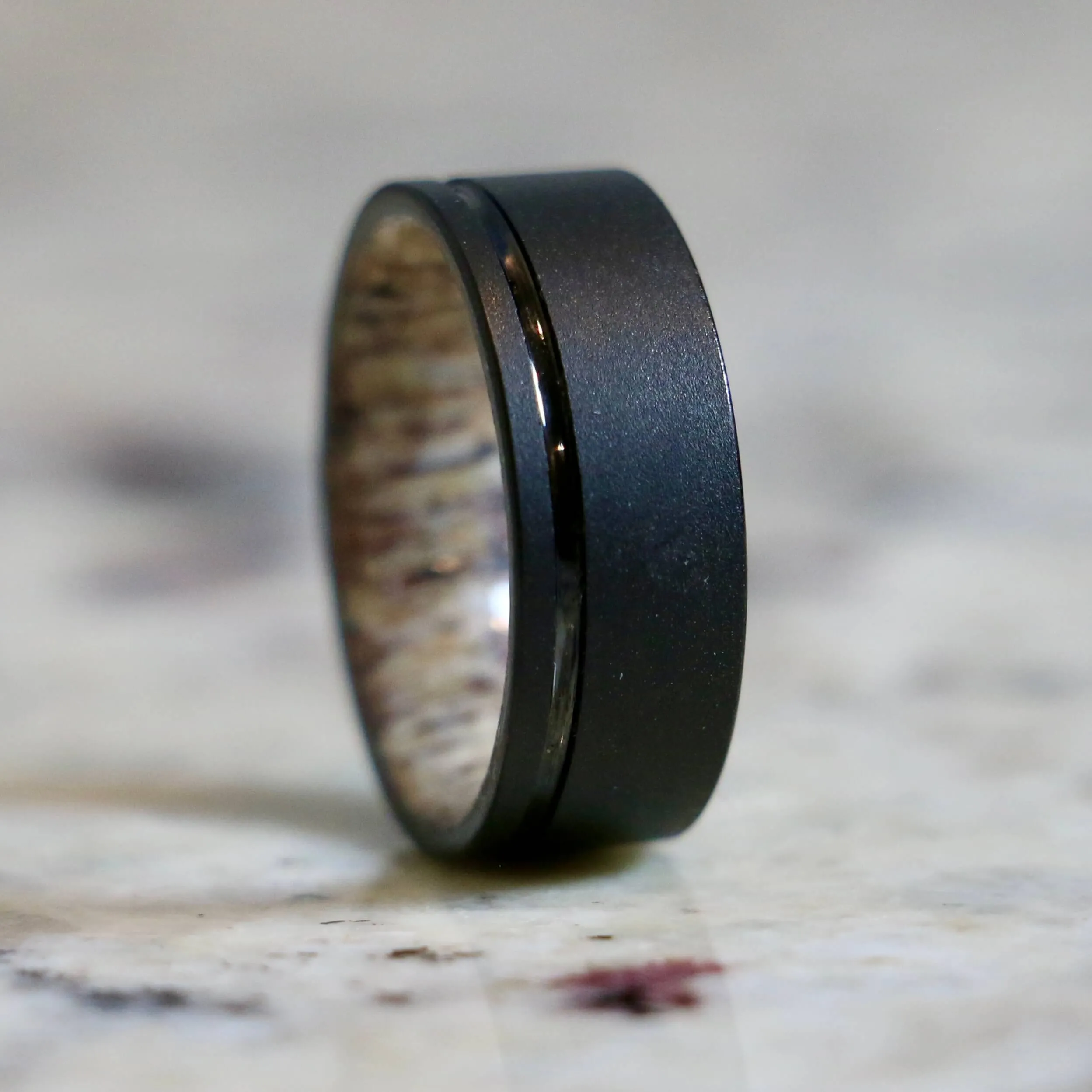 The Regal | Men's Wedding Ring Black