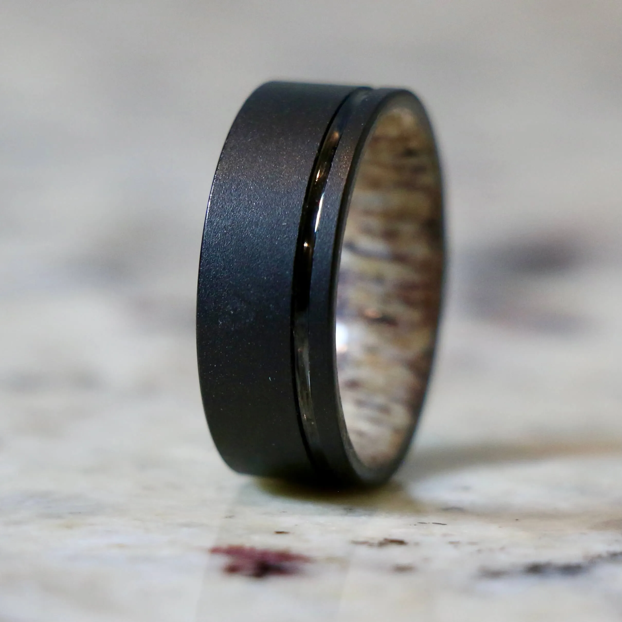 The Regal | Men's Wedding Ring Black