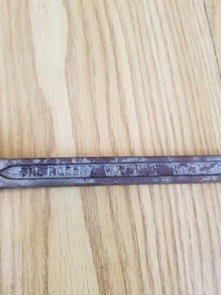 THE ROBERT WRENCH CO. SELF ADJUSTING WRENCH VINTAGE HAND TOOL