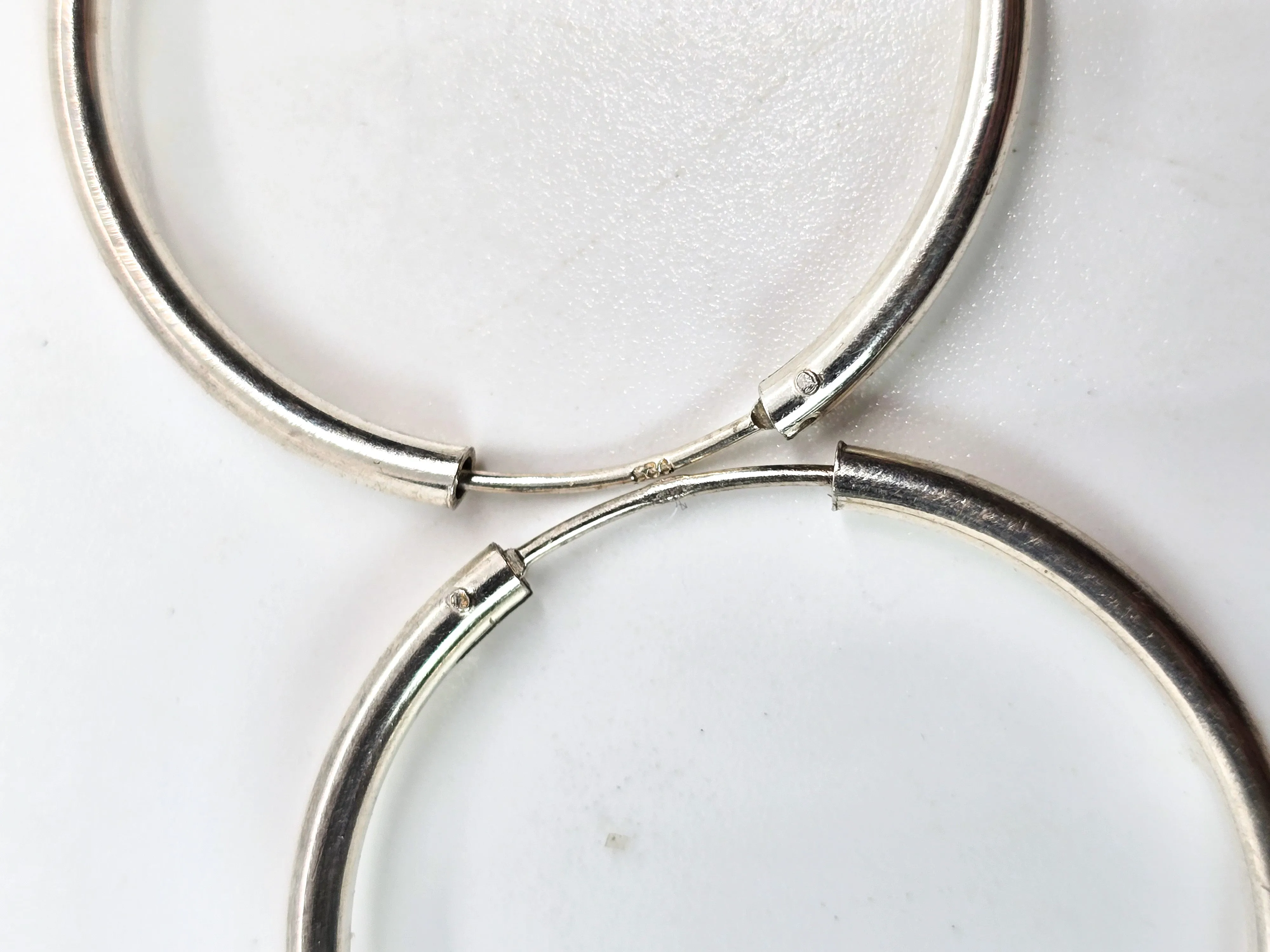 Thin silver hoops internal threaded vintage retro hoop earrings