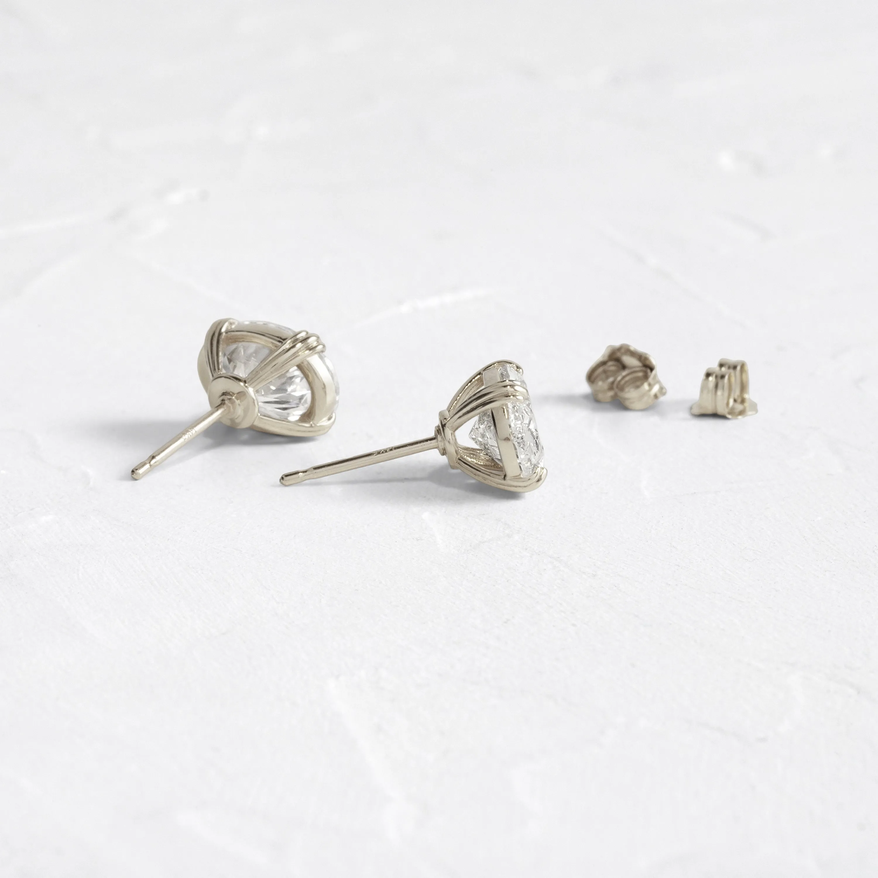Threaded Studs, Oval Cut