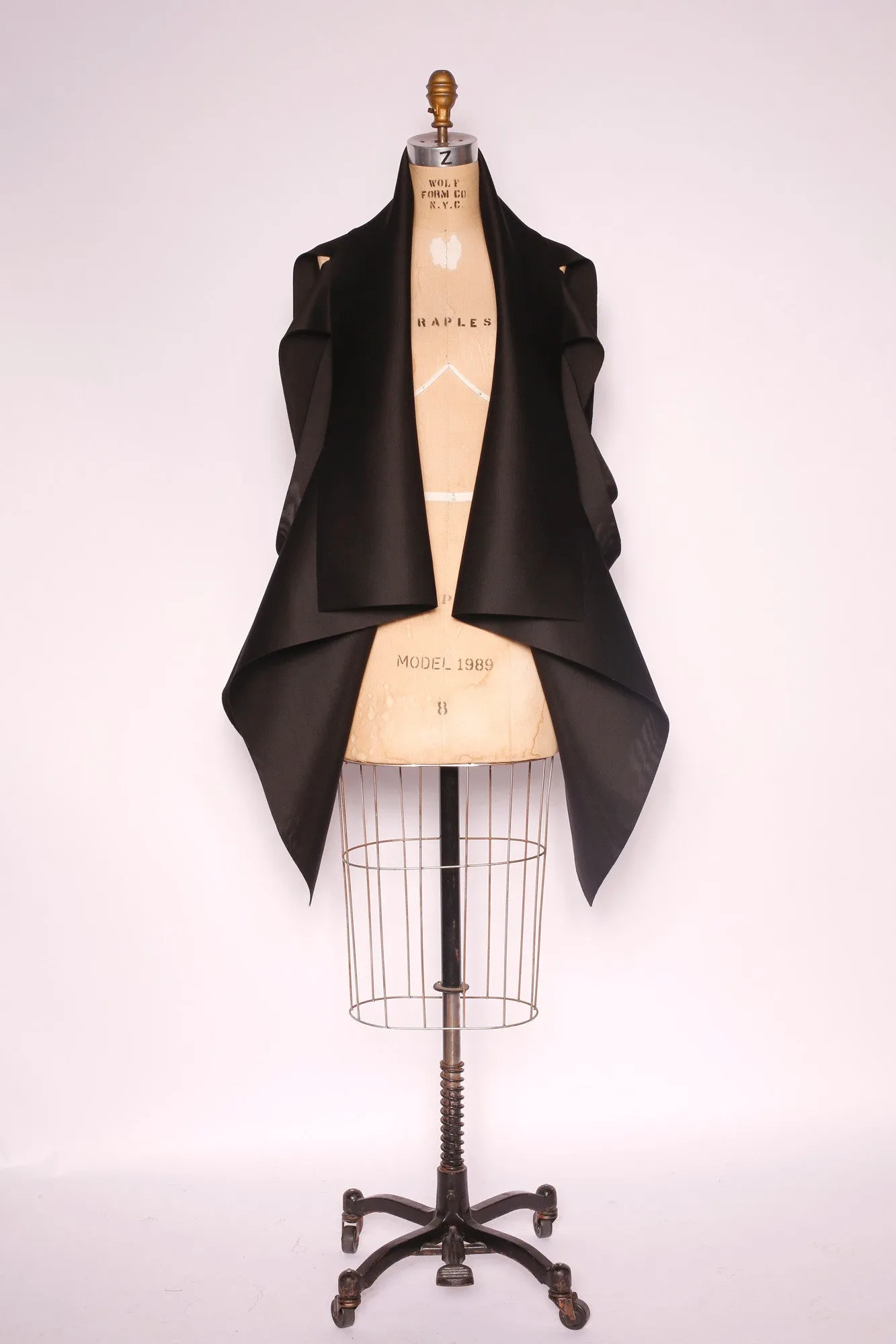 Veve Vest