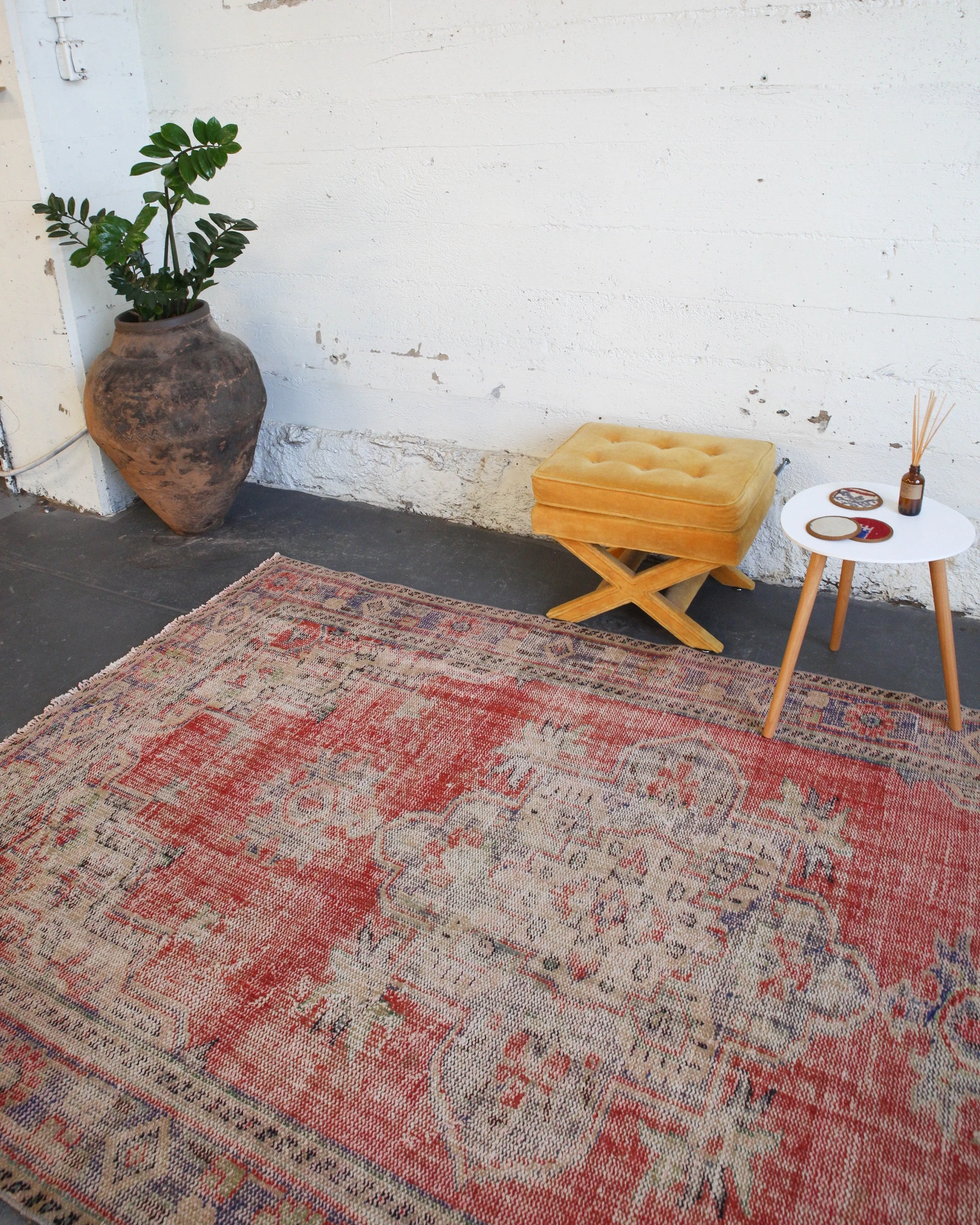 Vintage Anatolian Rug 6'x9'8"