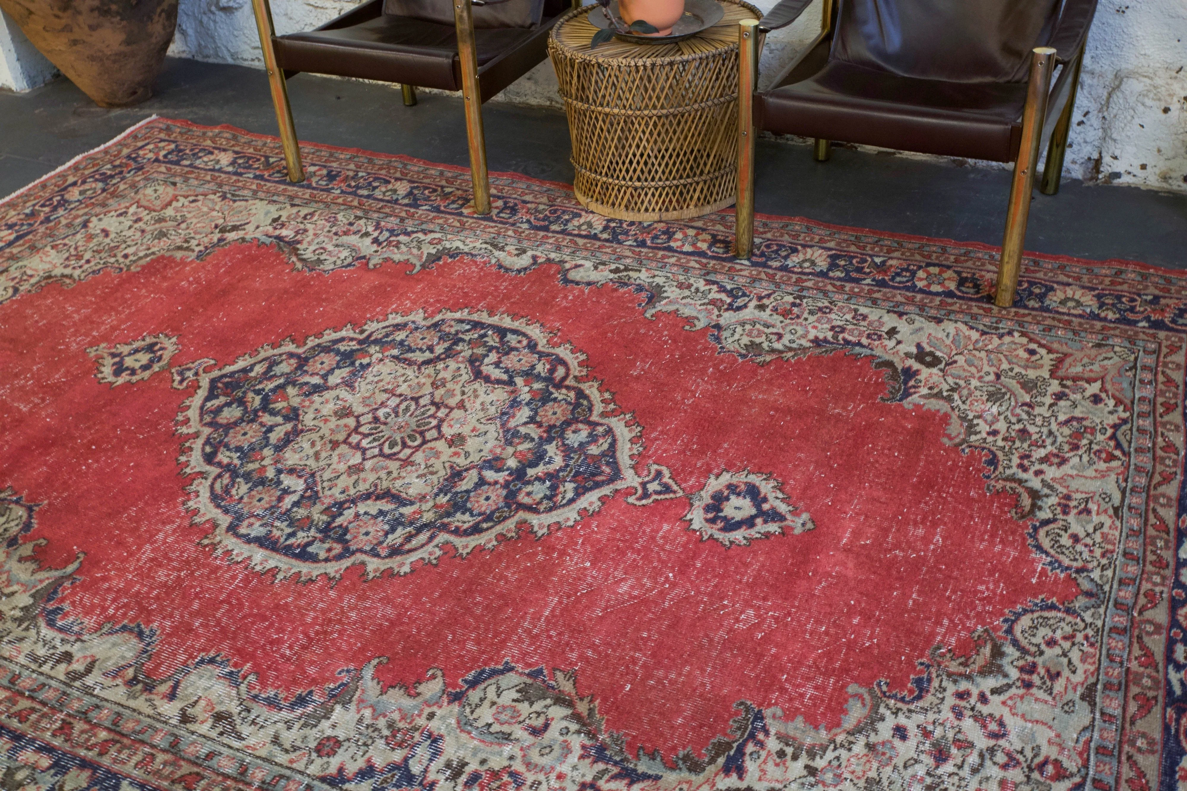 Vintage Anatolian Rug 7'x10'4"