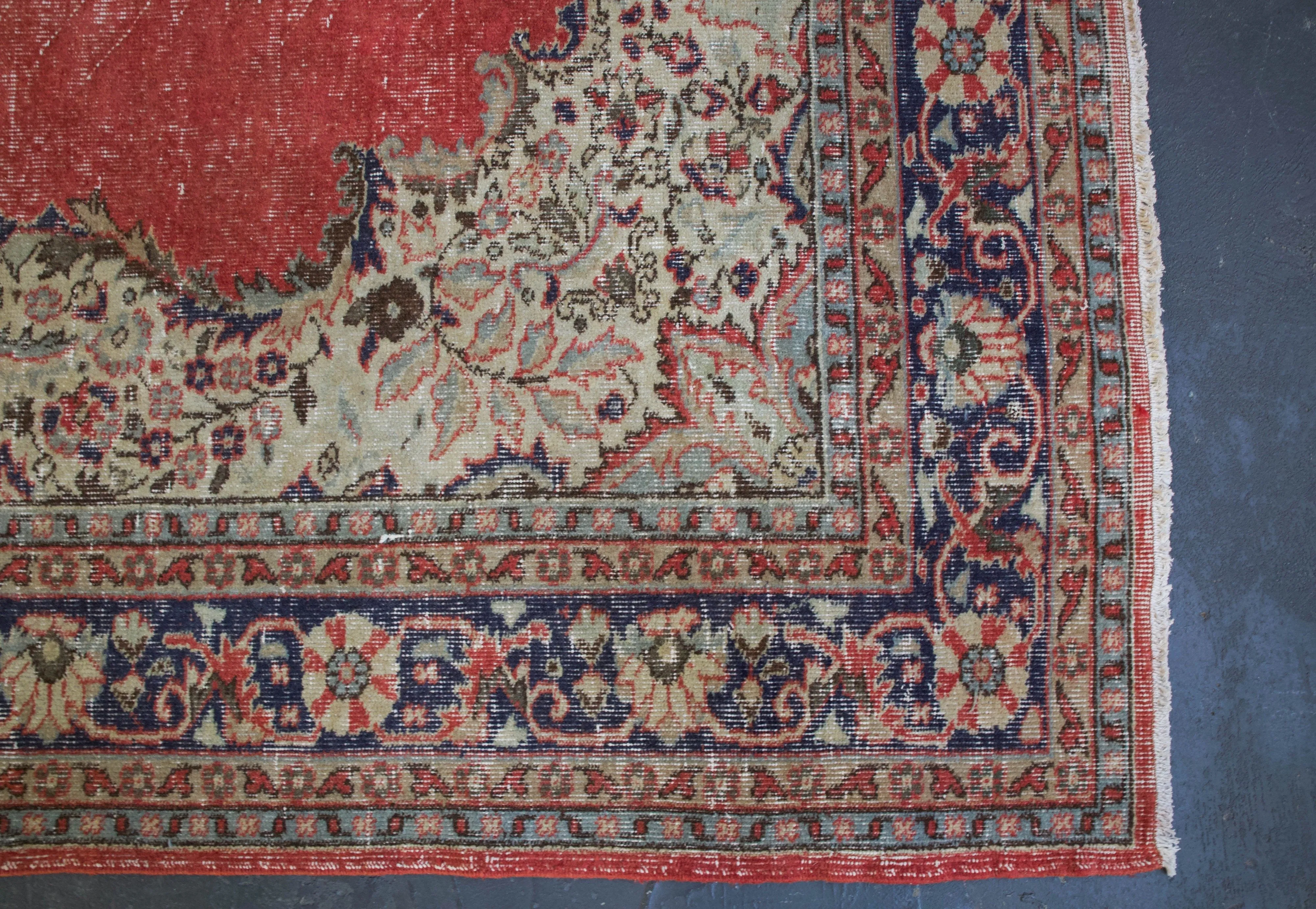 Vintage Anatolian Rug 7'x10'4"