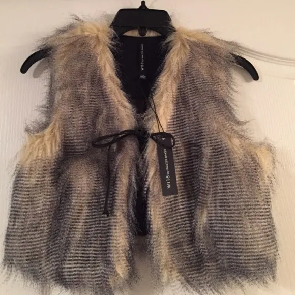 W118 by Walter Baker faux fur super cute vest