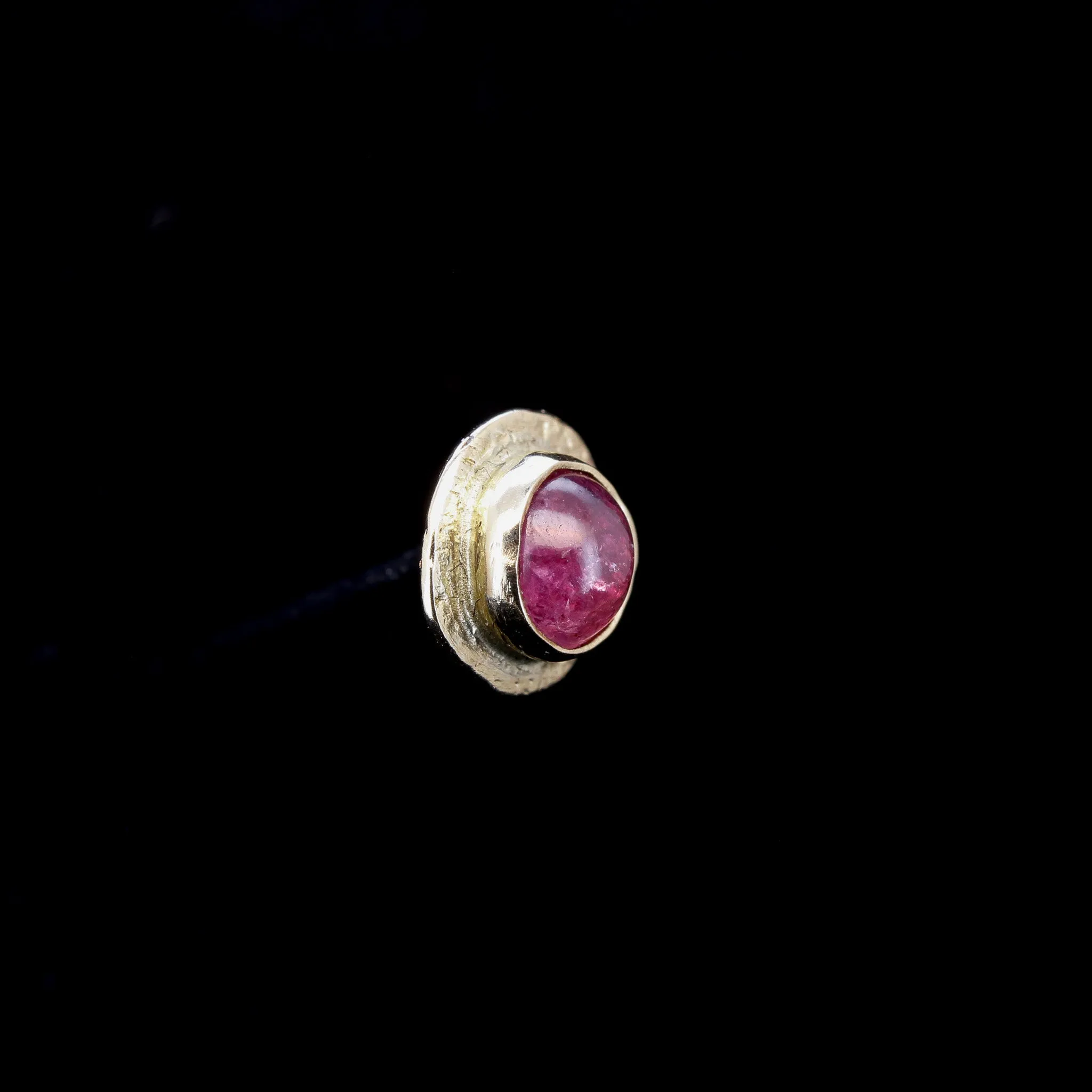 Winza Ruby in Yellow Gold - 14ga threaded
