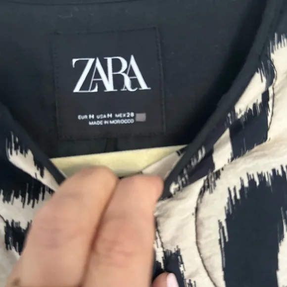 Zara Black and Cream Bomber Jacket with Graphic Design