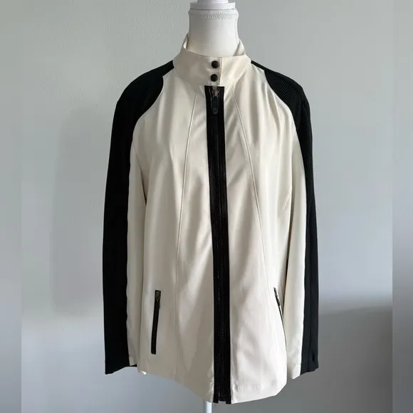 Zenergy by Chicos Stylish Black and beige Women's Jacket.